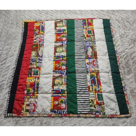 PROJECT LINUS QUILTED CHILDS schoolhouse Quilt Wall Throw - Picture 3 of 8